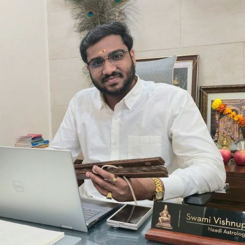 Naadi Astrologer Swami Vishnuprasad